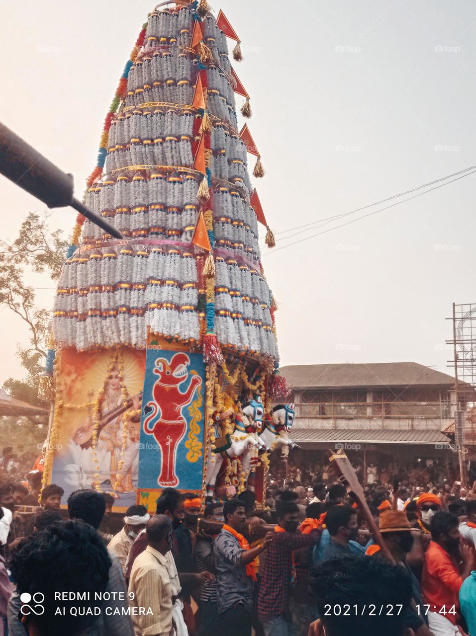the festival called pooram and the thing is "theruu"