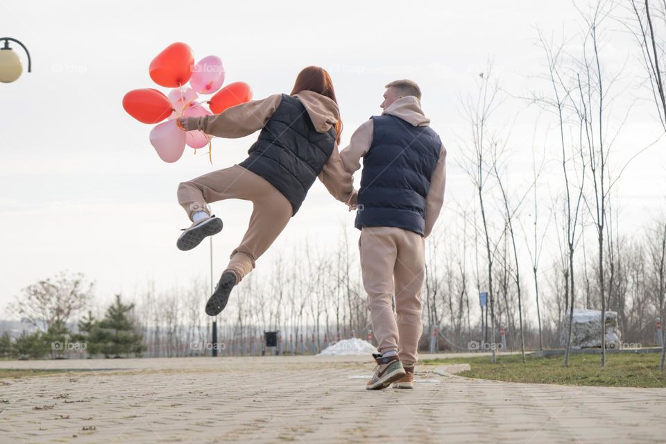 couple dancing