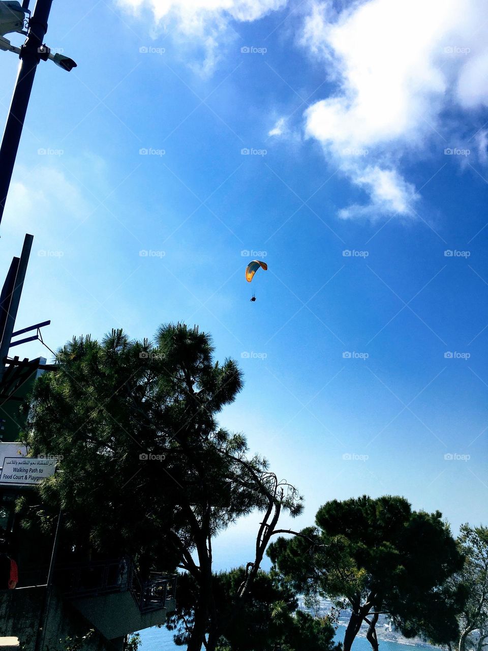 parachute & silver cloud