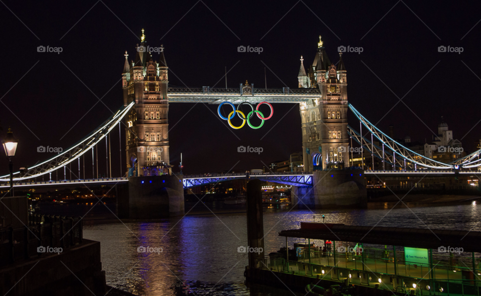 london tourism river thames by gaillewisbraznell