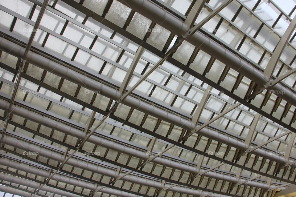 Metal construction pattern 