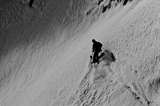 Skifahrer am Hang