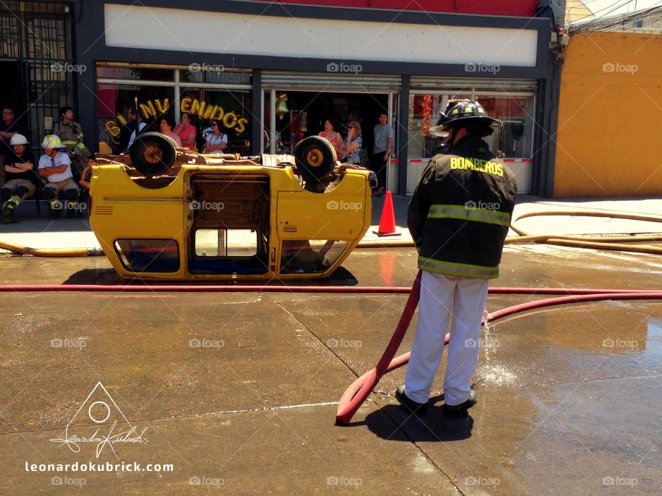 "BIENVENIDOS BOMBEROS"
[©LeonardoKubrick]