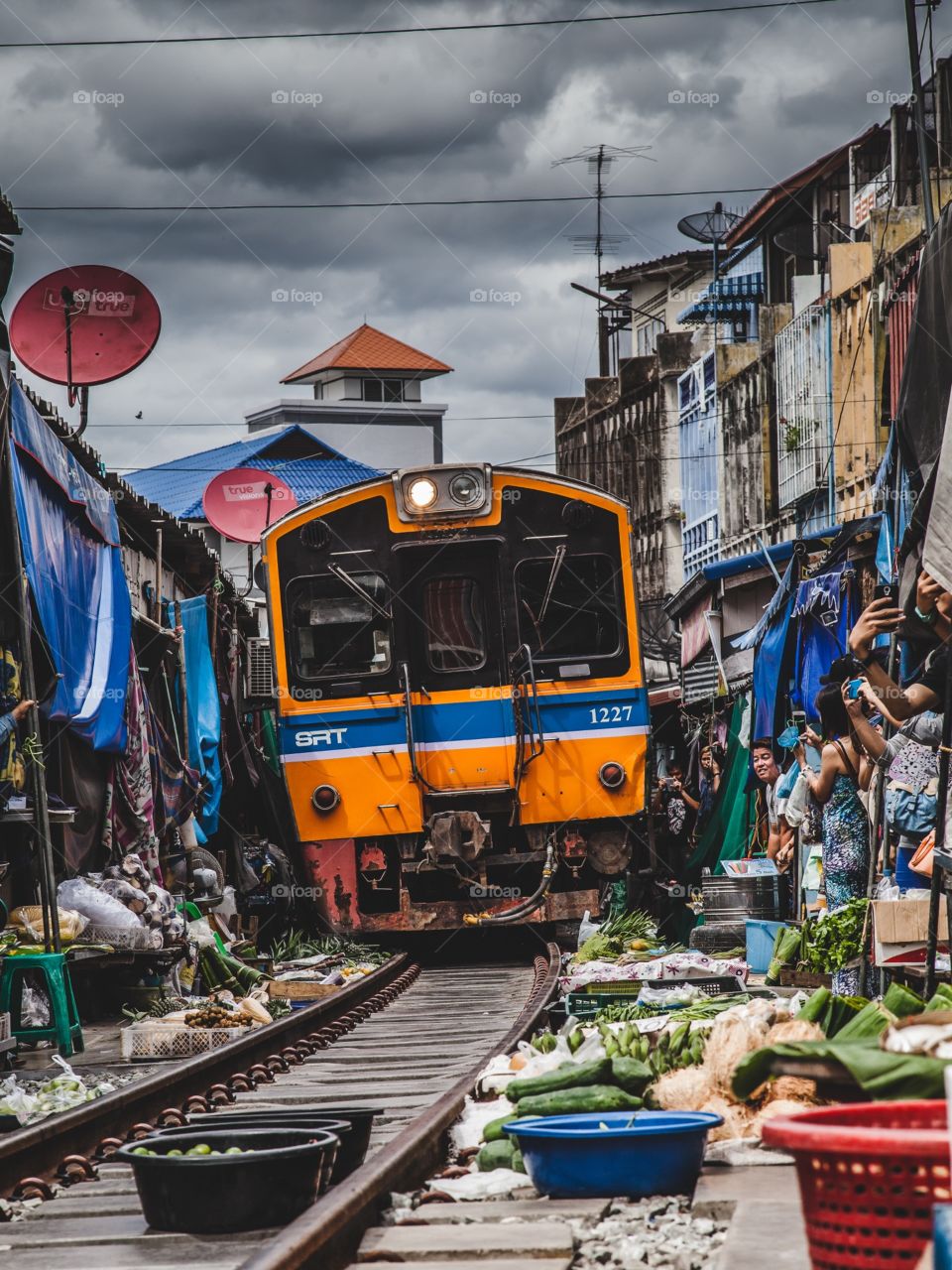 The train through the market