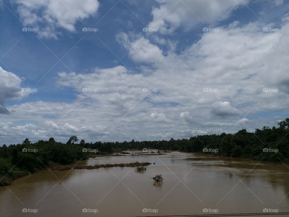 river flowing to the Mekong