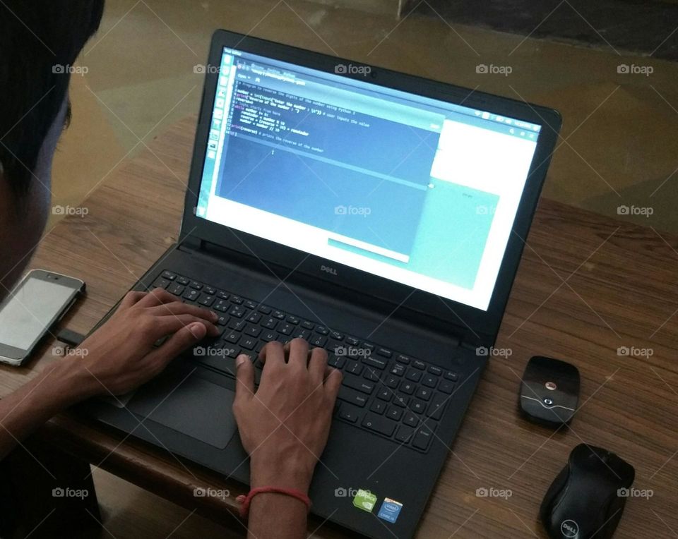 My work place #coding #energy #aura #vibrant #airy #ventilated #table #room #machine #laptop #mouse