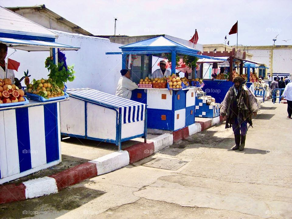 Fresh orangejuice vendors in Chefchaouen, Morocco