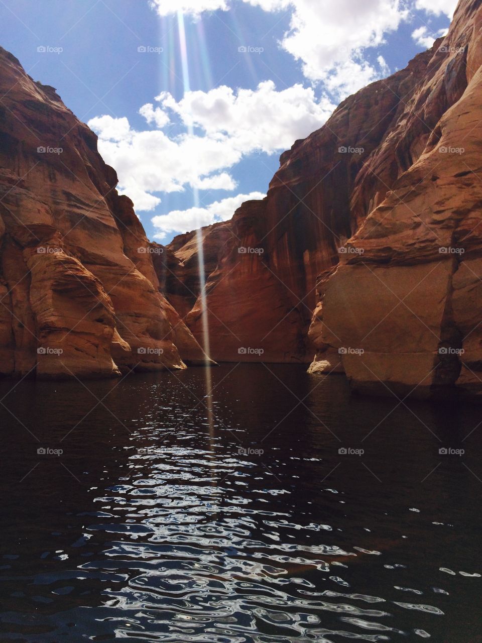 sunny day on lake powell