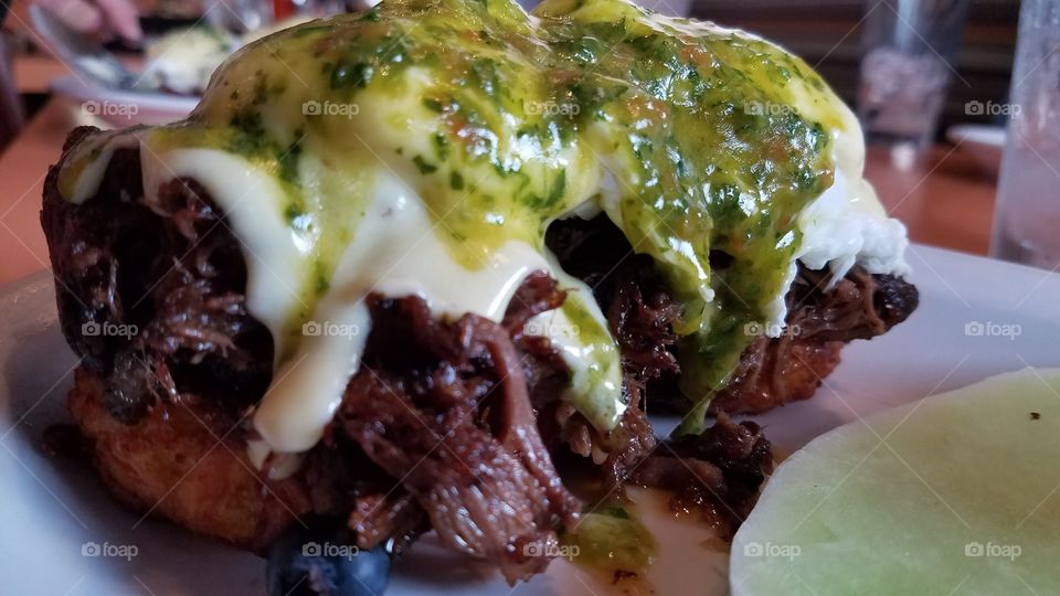 Did you ever think that short ribs and eggs could possibly go together?