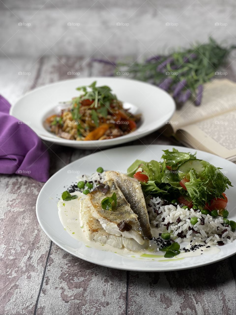 Zander fish with rice and salad
