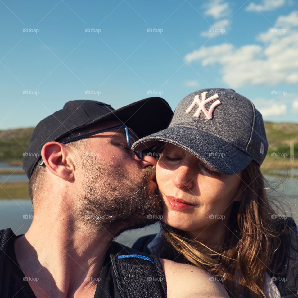 Kiss on the beach