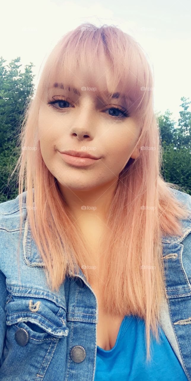 Pink hair, don't care!