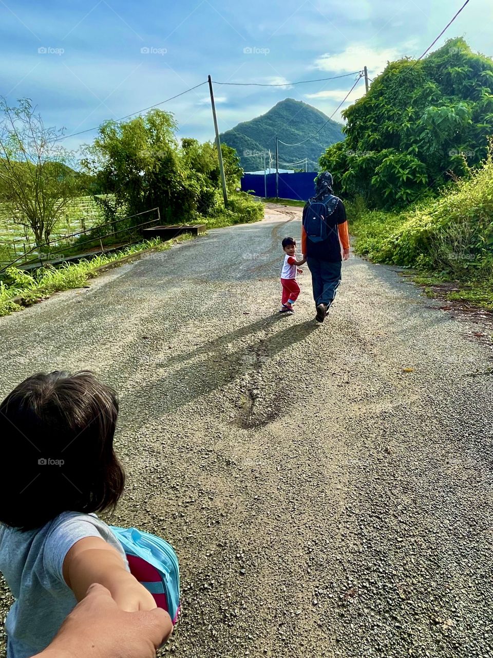 Towards the mountain