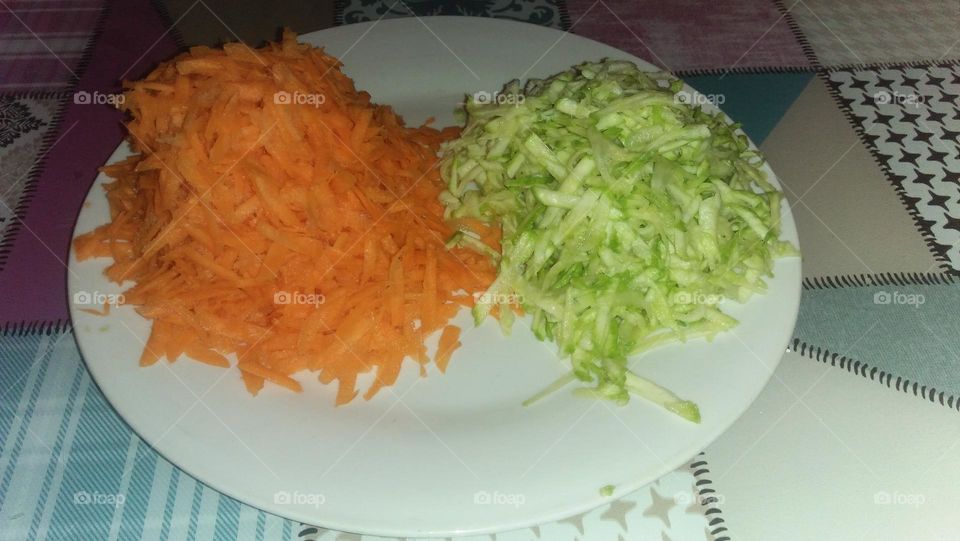 Pumpkins and carrots in a dish