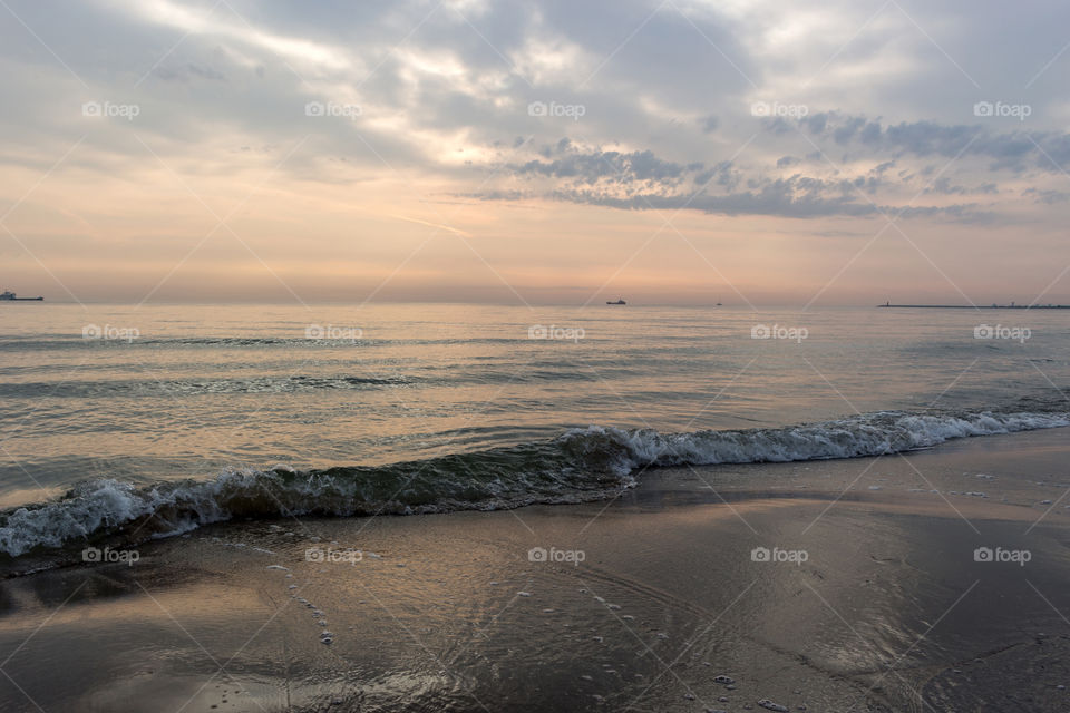 • Seascape Gdansk  🌊
• Summer  💫
• Sunrise  ☀
• 2172019  ♥