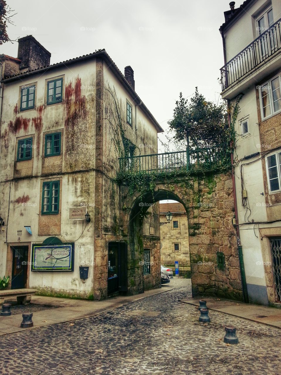 Arco de Mazarelos. Arco de Mazarelos, part of the medieval city wall, Santiago de Compostela