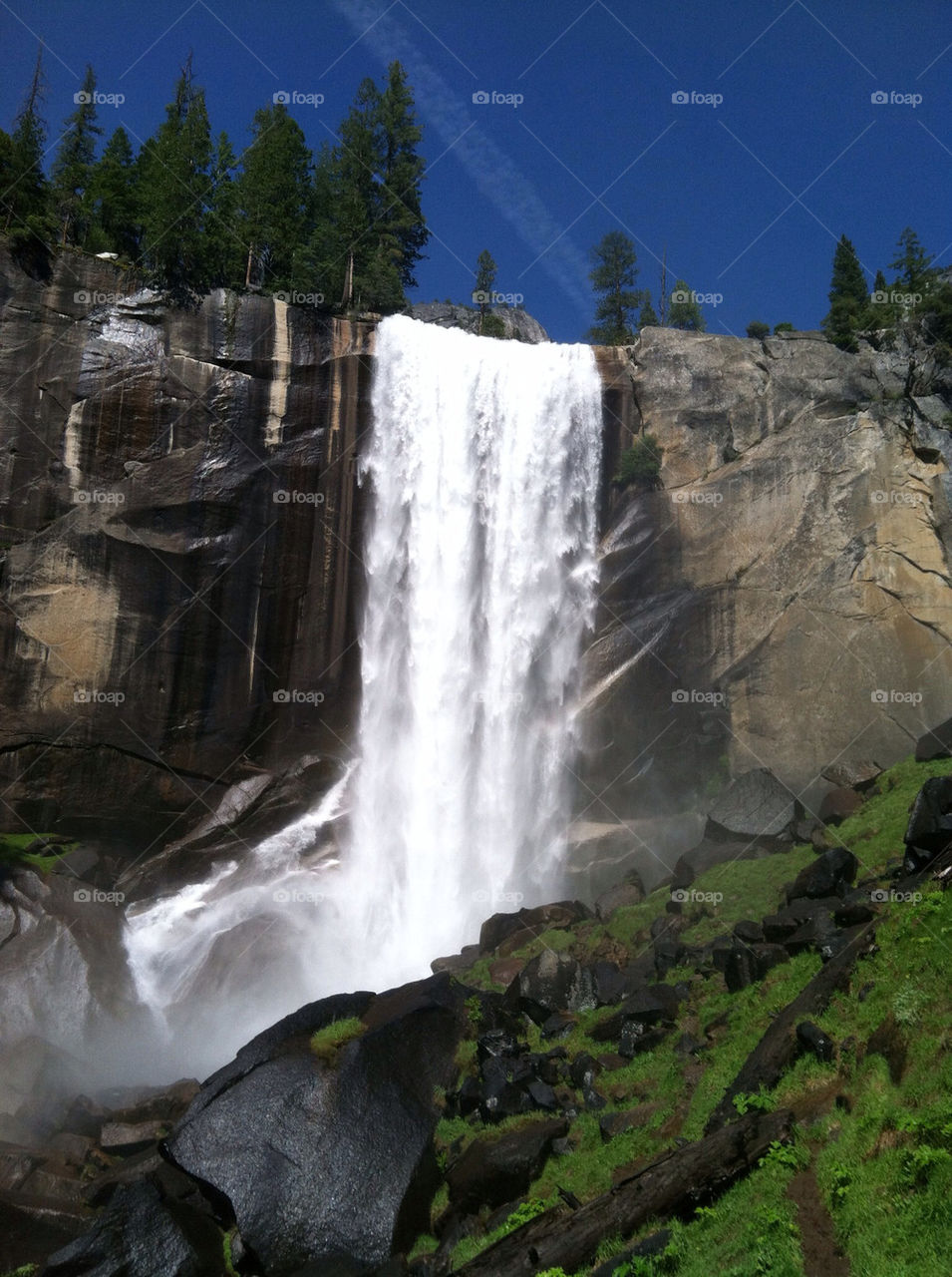 park waterfall mist california by rob_vh