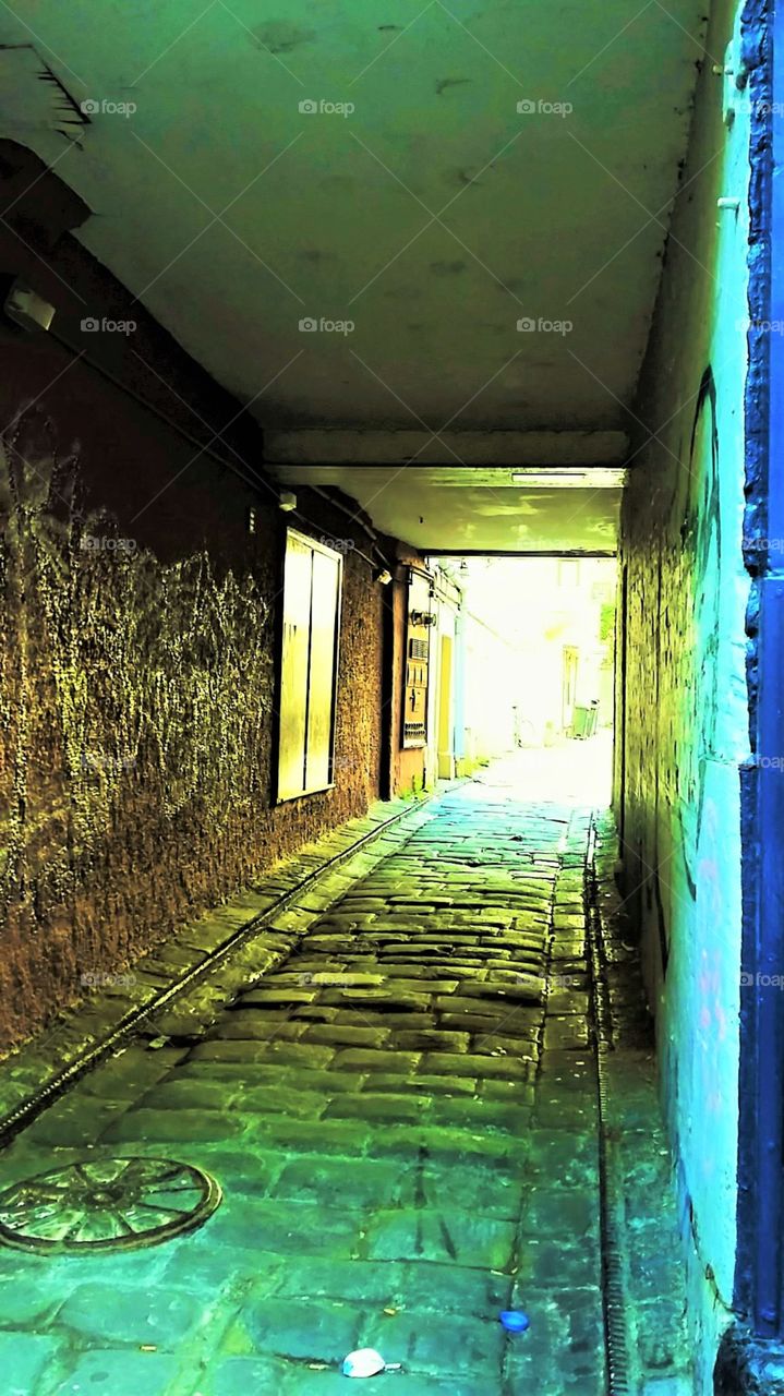 Alleyway 
