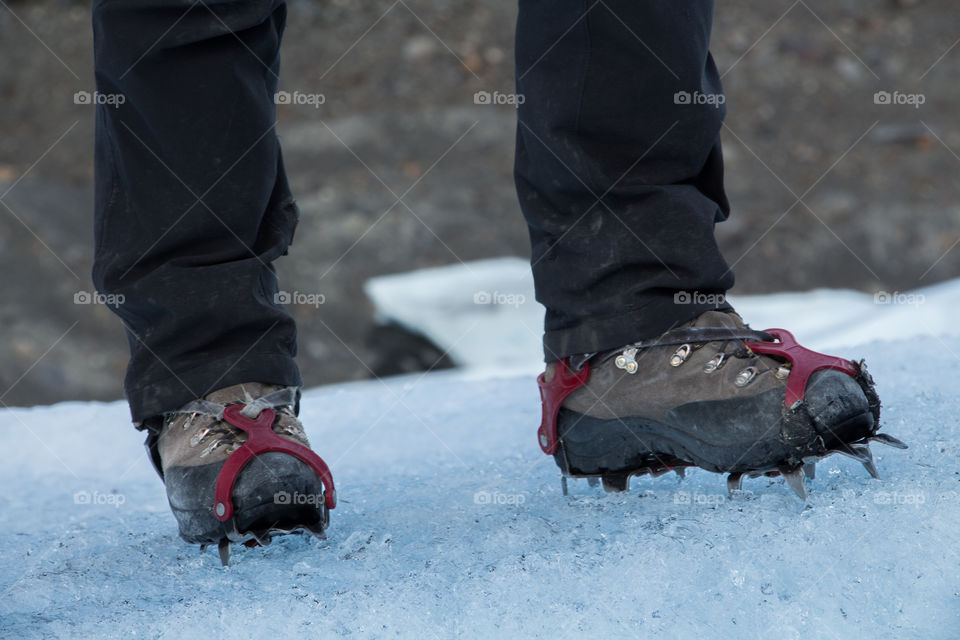 crampons