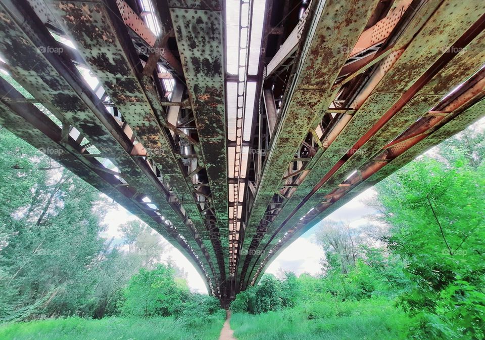 I love how this structure look like I emerging from the ground