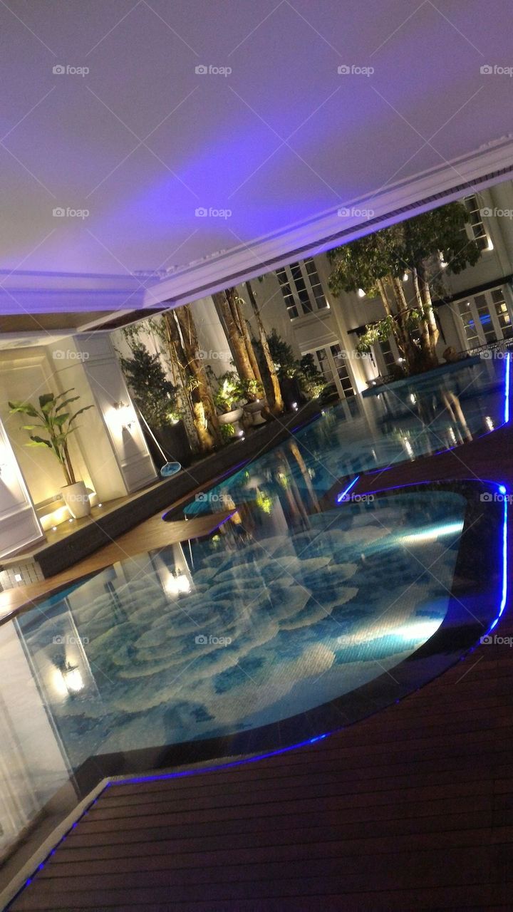 swimming pool, pool lights, garden lights, pond decorative lights.