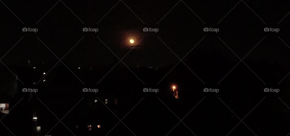 Lost in the beauty of Moon 🌛🌌❤️✨