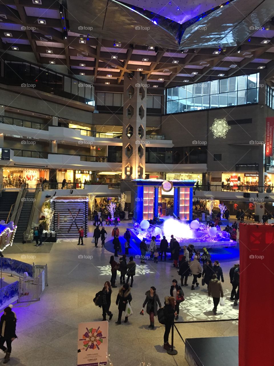 A busy mall located in Montreal during the new year season.