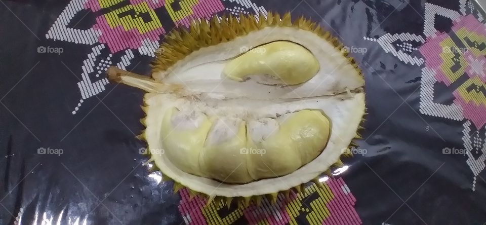 duriyan fruit. a delicious fruit that you must eat.try it today itself.Very delicious.