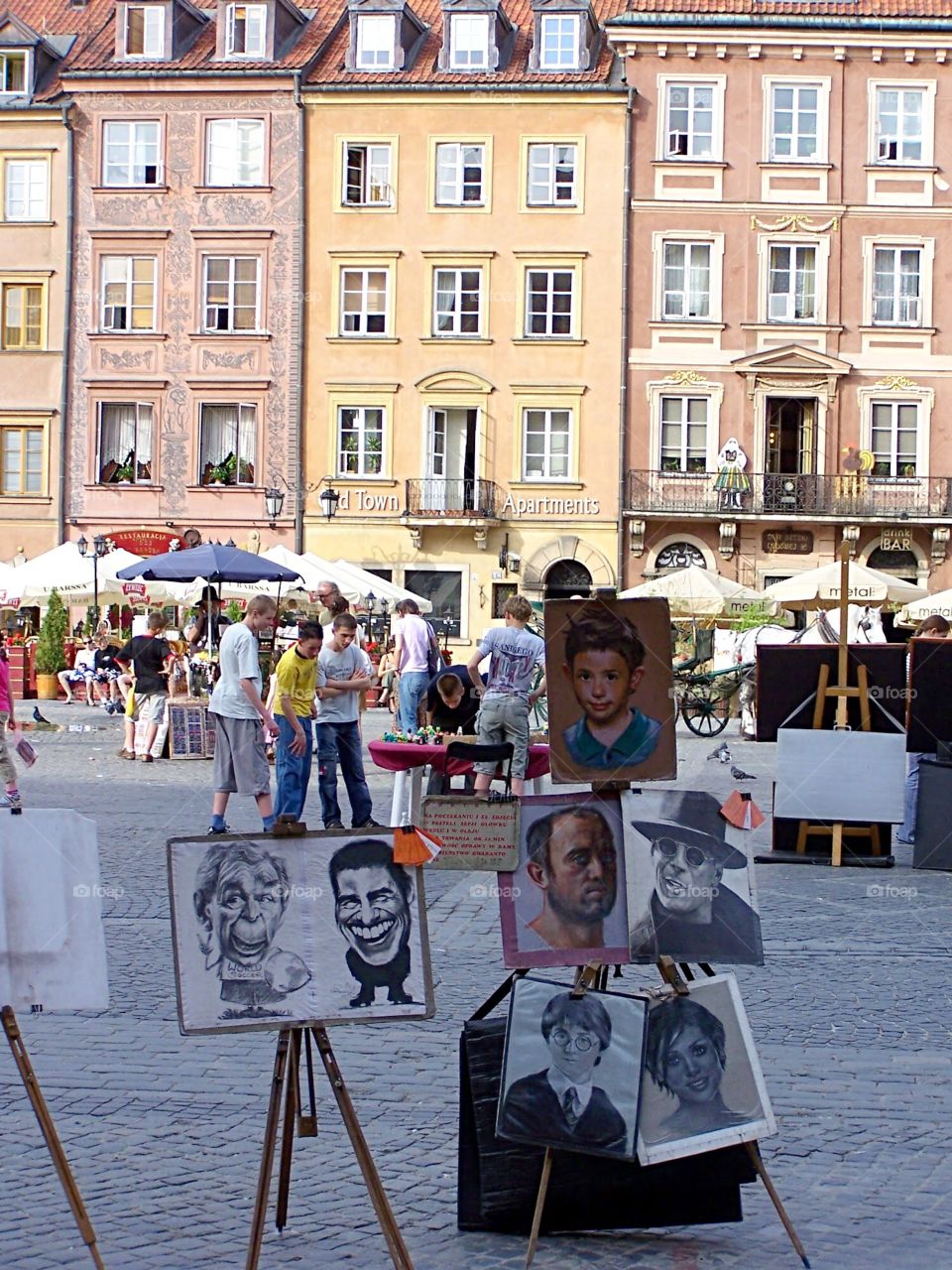 Caricatures and paintings for sale in Old Town, Warsaw 