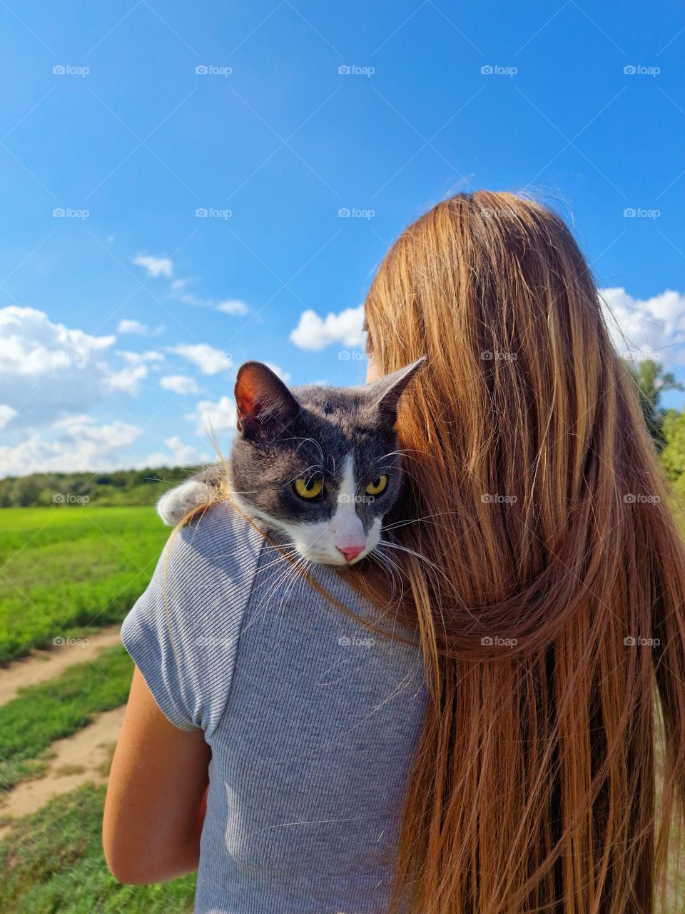 walk in nature with Felix the cat