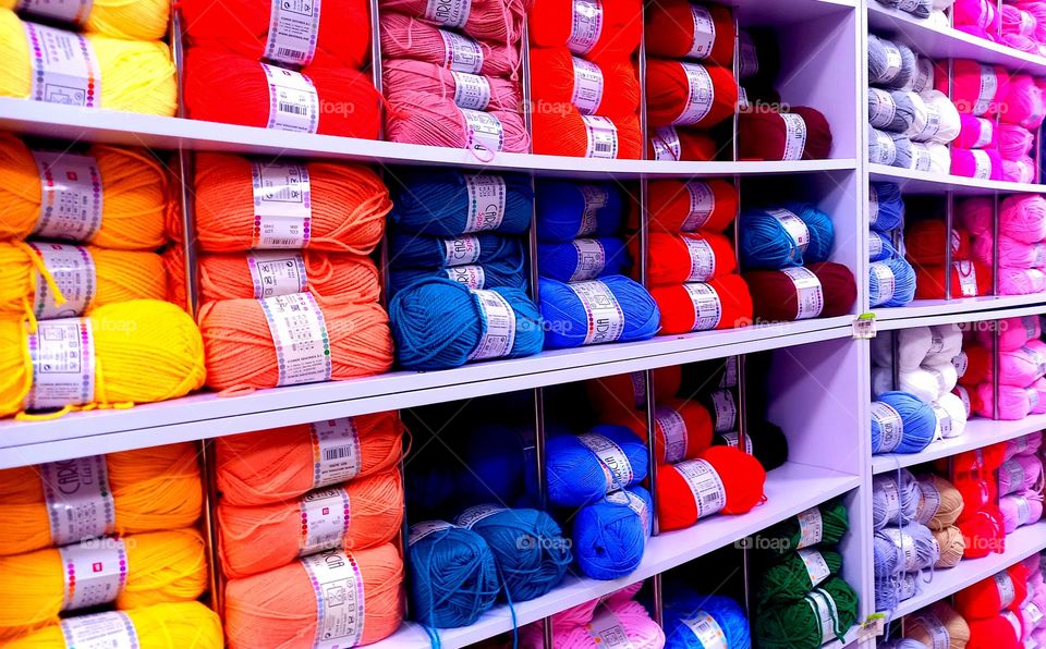 Ovillos de lana a todo color