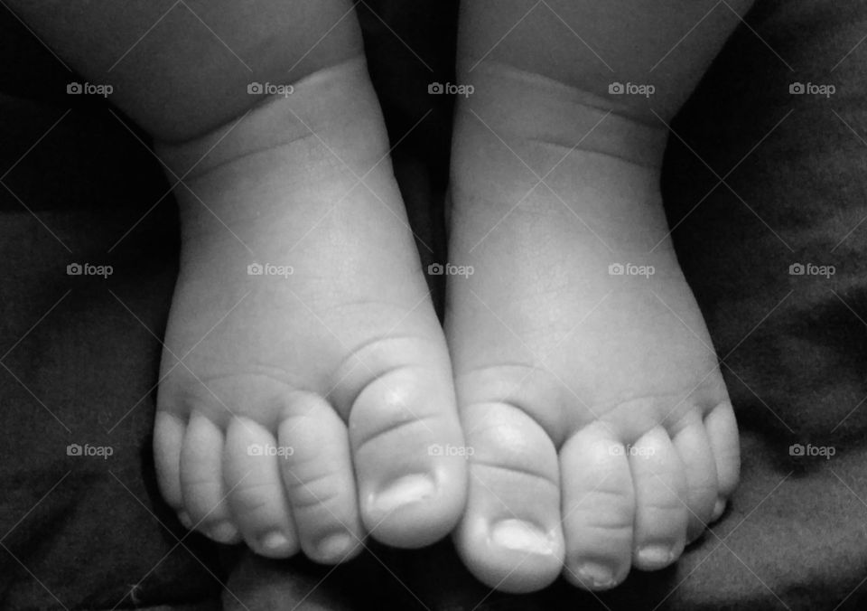 baby feet