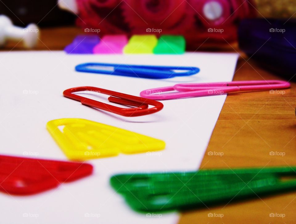 colored paper clips