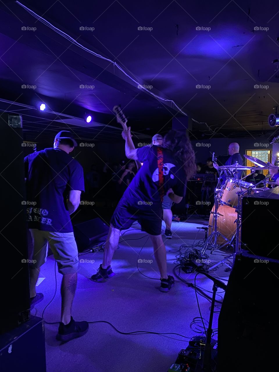 I wanna rock N roll all night 