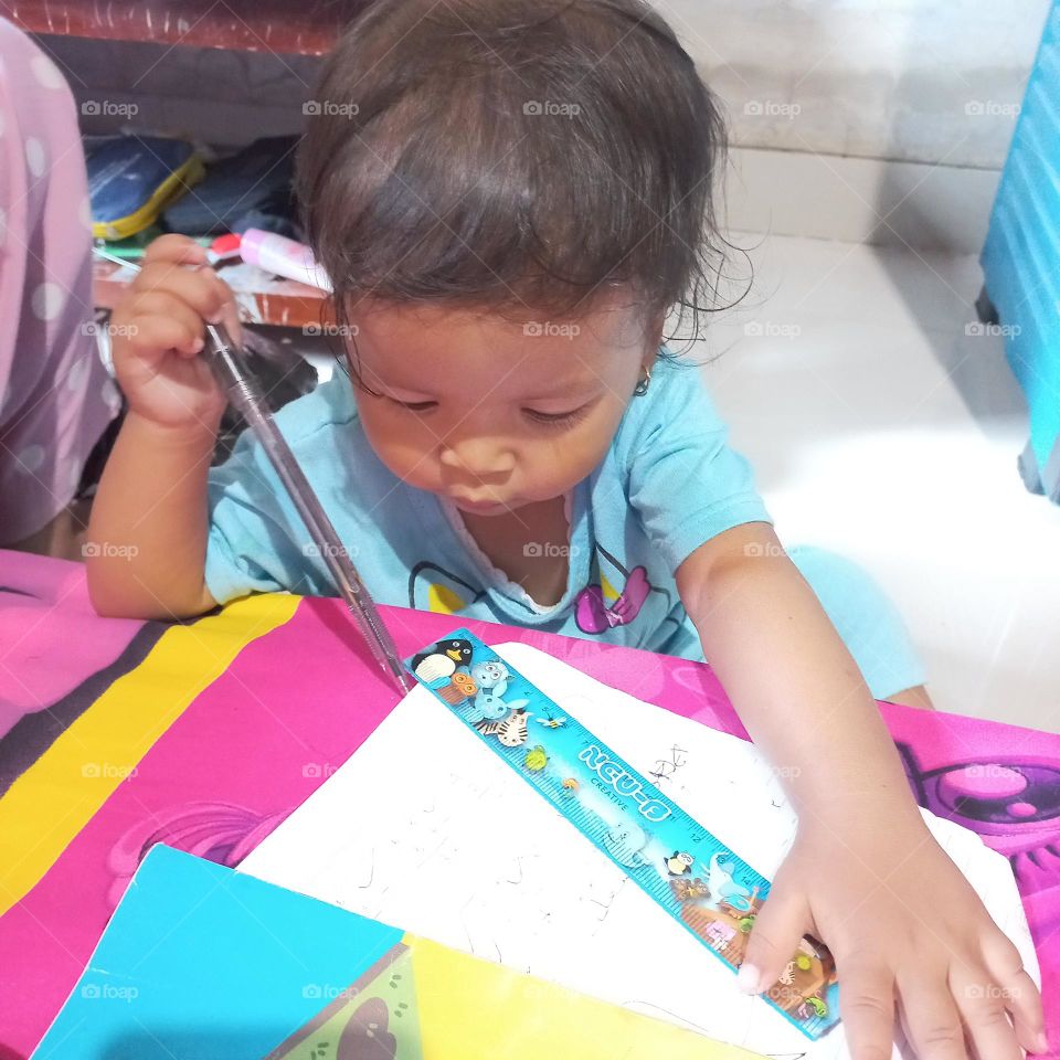 Toddlers learning to write