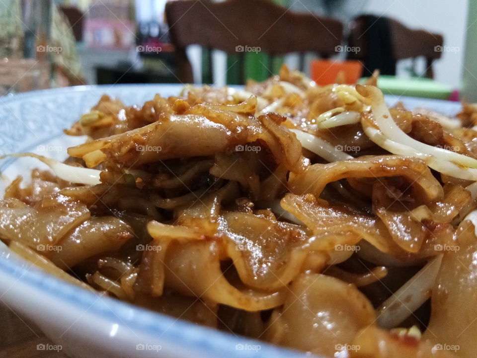 Deliciously cooked kueh tiaw..