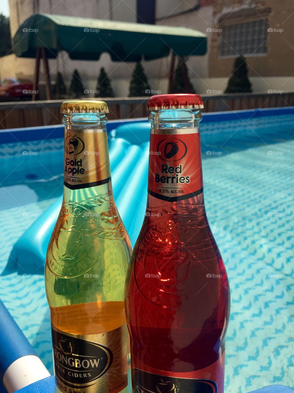 Strongbow by the pool 