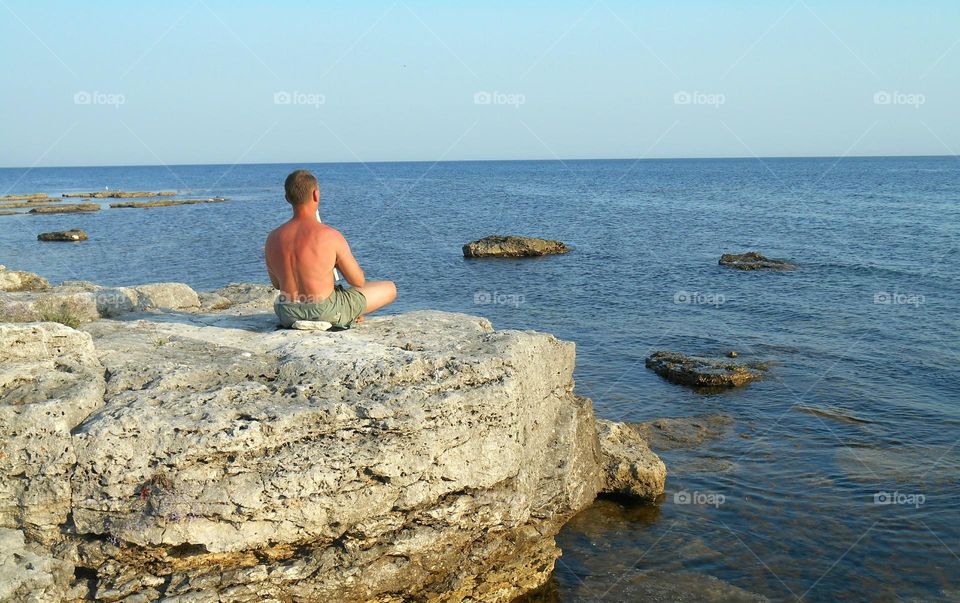 men meditation