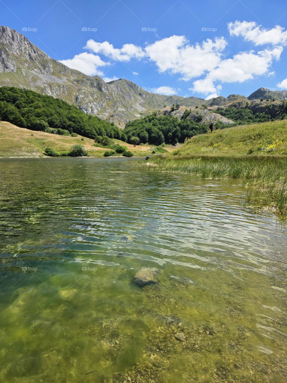 the beauty of the mountain lake makes my spirit upright and active in unexpected ways.
