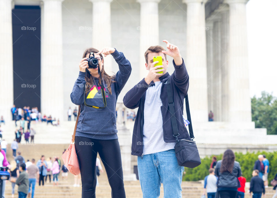 Couple take a selfie in DC