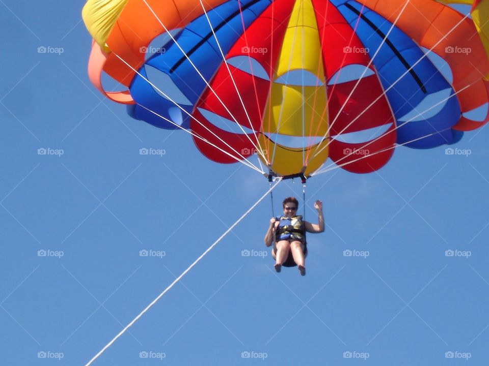 Parasailing in Aruba