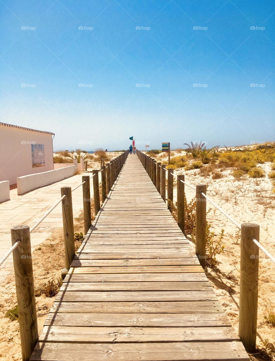 Path to the beach