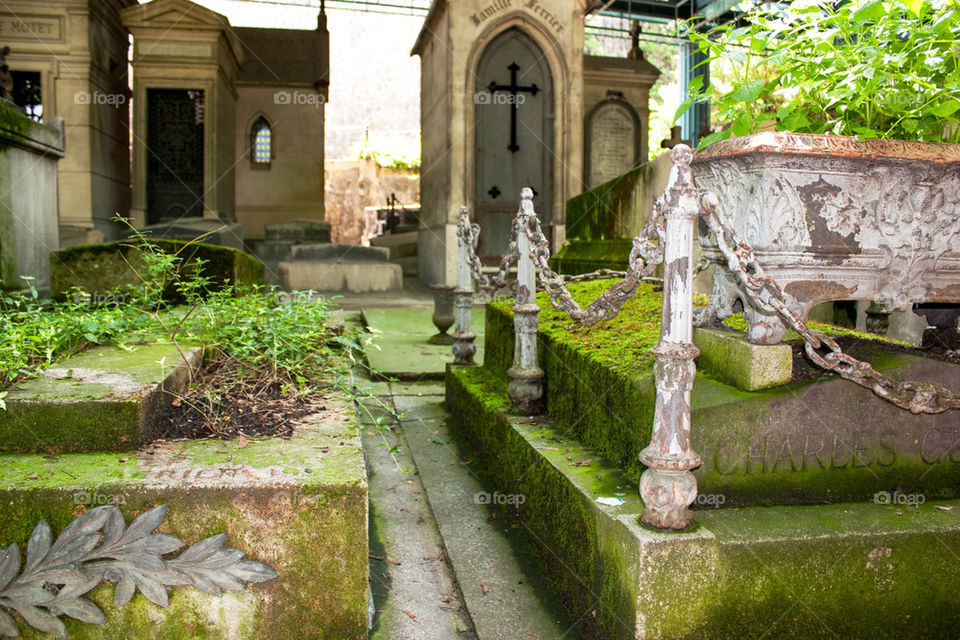 Parisian cemetery