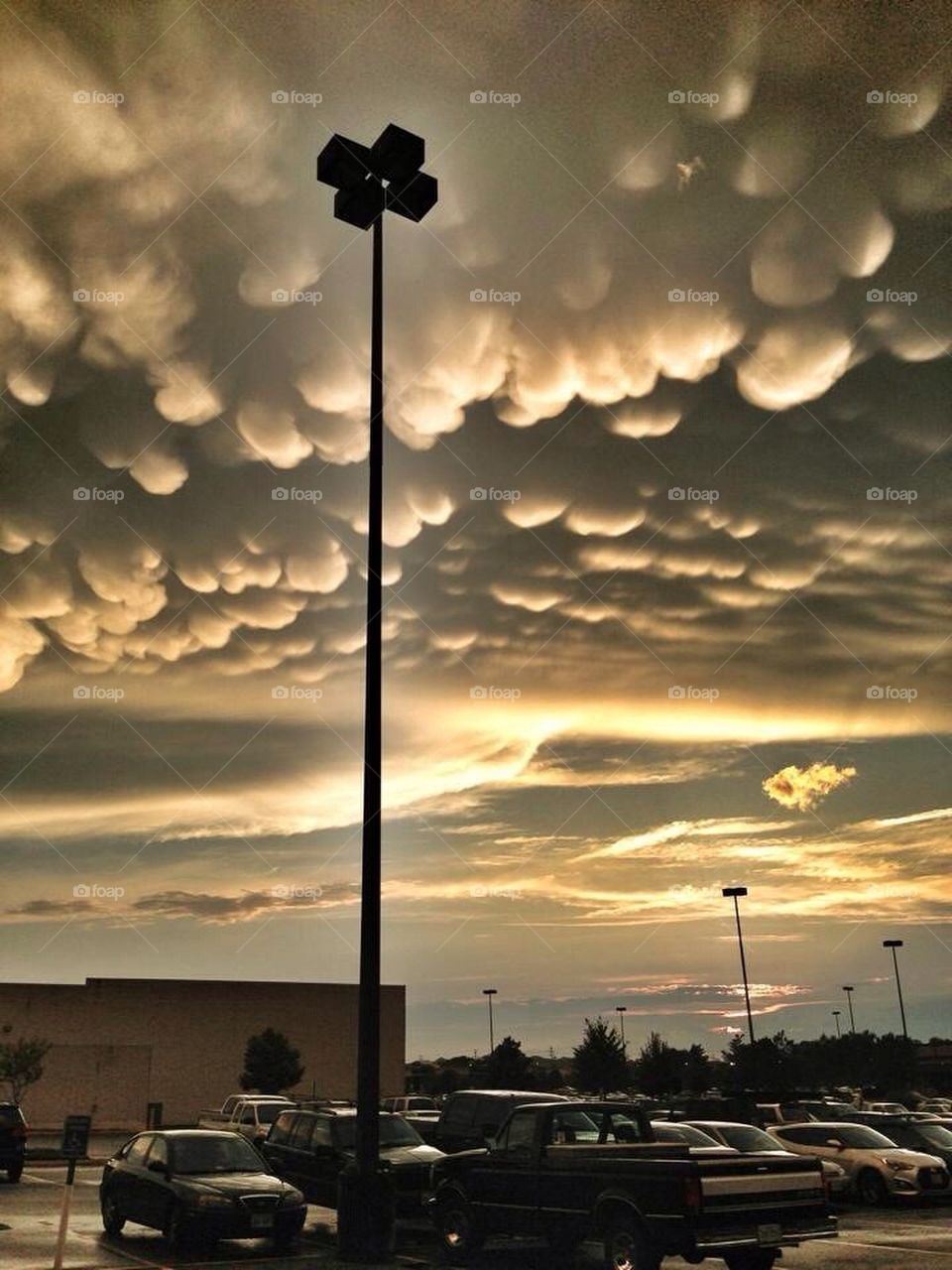 Mammatus clouds over the mall