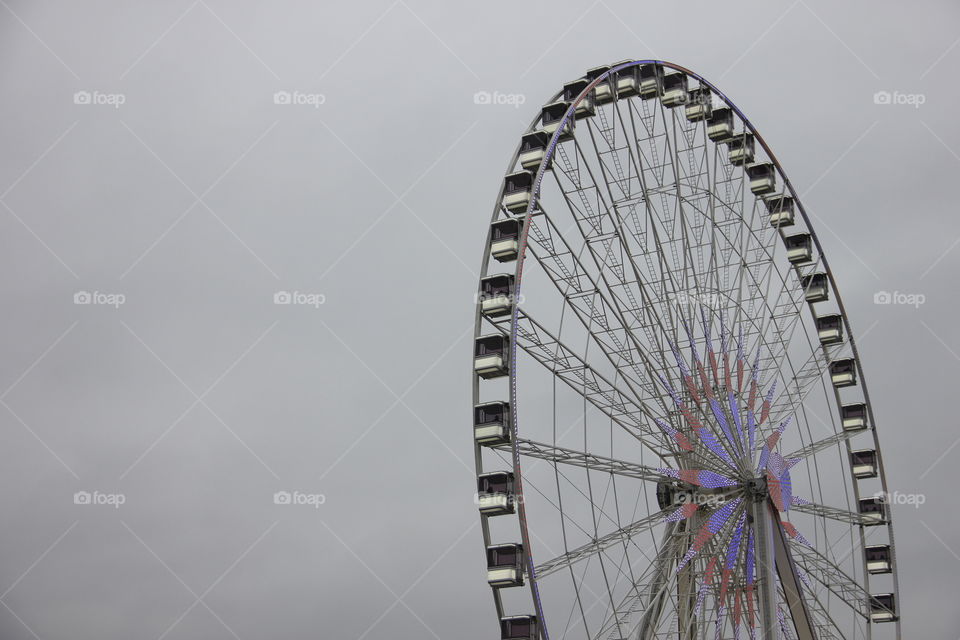 Ferris wheel in Paris