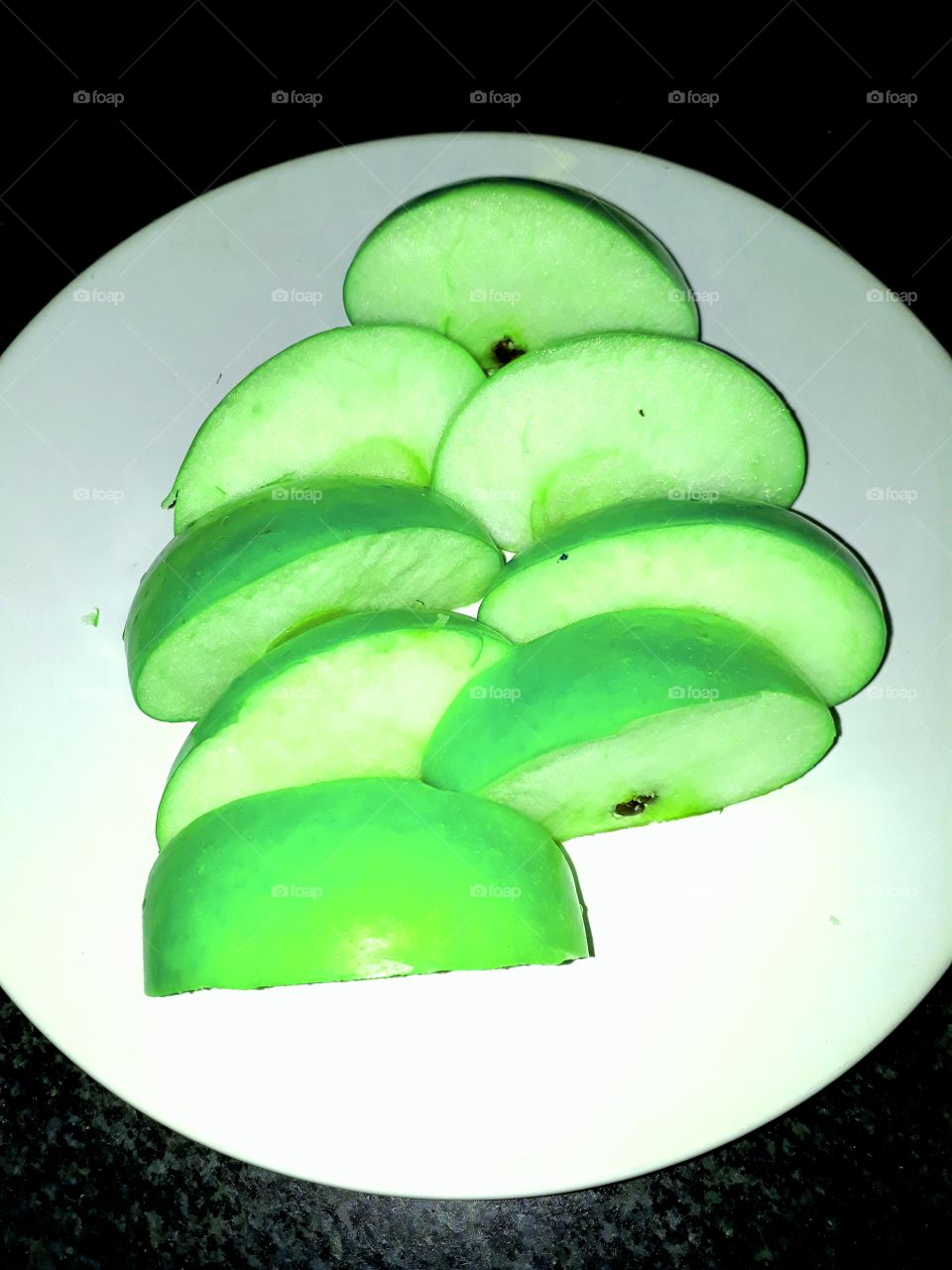 One apple a day, keeps the doctor away.