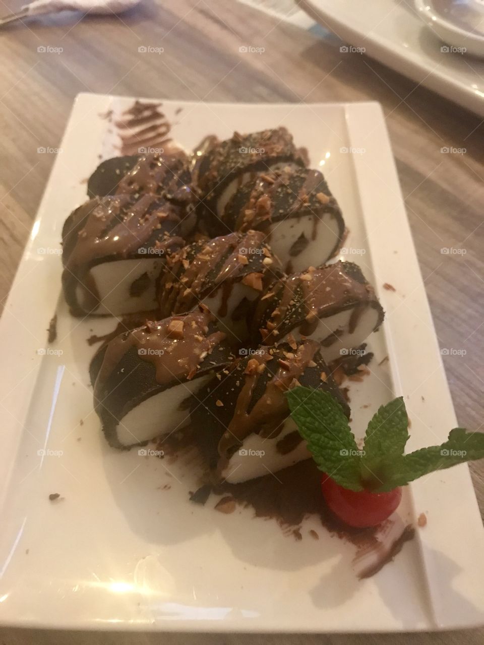ice cream sushi