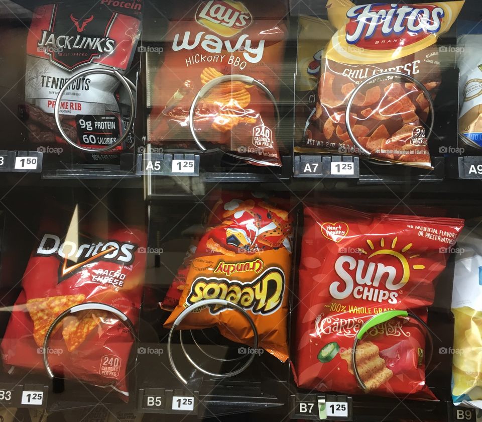 Upside down vending machine