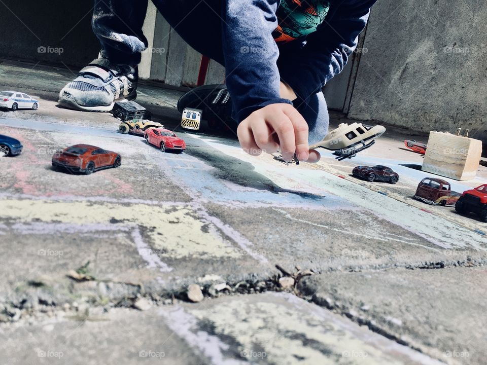 Kids in the City of Chalk