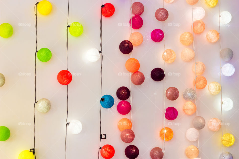 Colour lighting balls